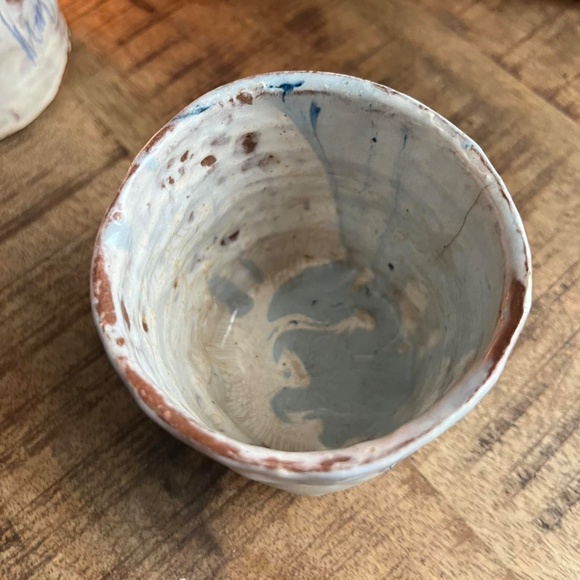 set of 2 handmade & hand painted abstract creamy white & blue vessels / cups - Picture 3 of 8